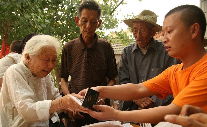 养老金再传好消息，调整后没达到“这个数”的，一次性补齐！