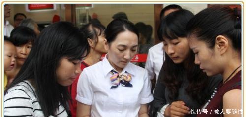 本月起，农民要办好1个卡，家家要有，到新农合交钱时就晚了