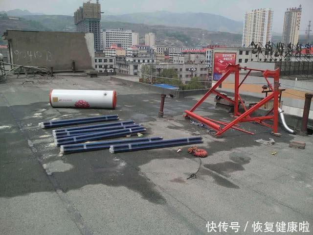 过去农村流行安装太阳能，如今为何被拆卸？听听老农怎么说！