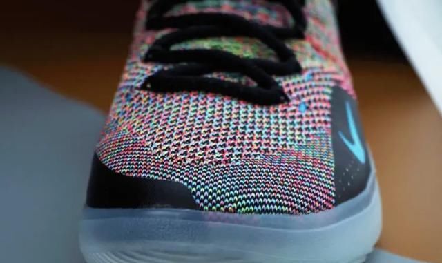  『球鞋』Nike KD 11，全长Zoom气垫搭配最新技术的实战球鞋好在哪儿？