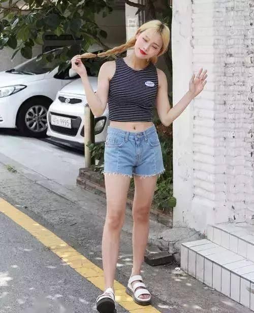  【高级】穿短上衣，时髦又减龄，谁穿高级！