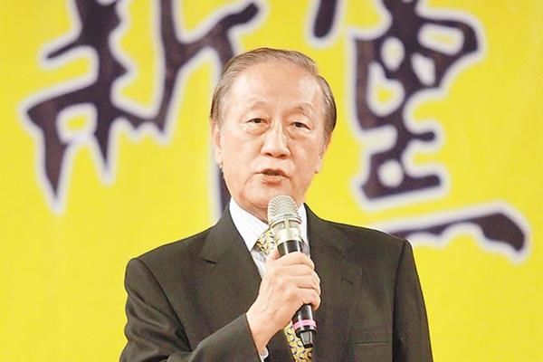  坚守@郁言不止退而不休？郁慕明坚守信念和使命