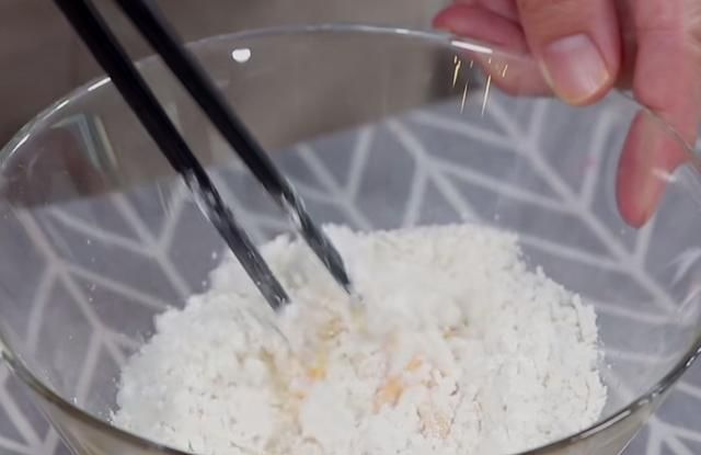  营养■用南瓜做成的紫薯甜筒，简单香甜又美味，孩子爱吃的营养辅食