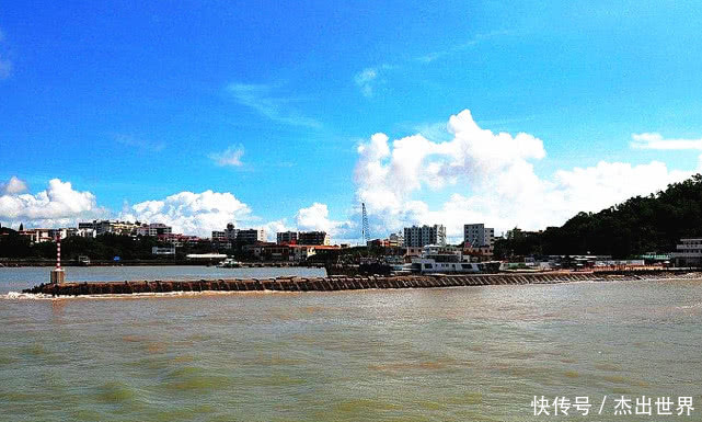 中国发展“不理想”经济特区，几十年毫无起色，网友：不如县级市