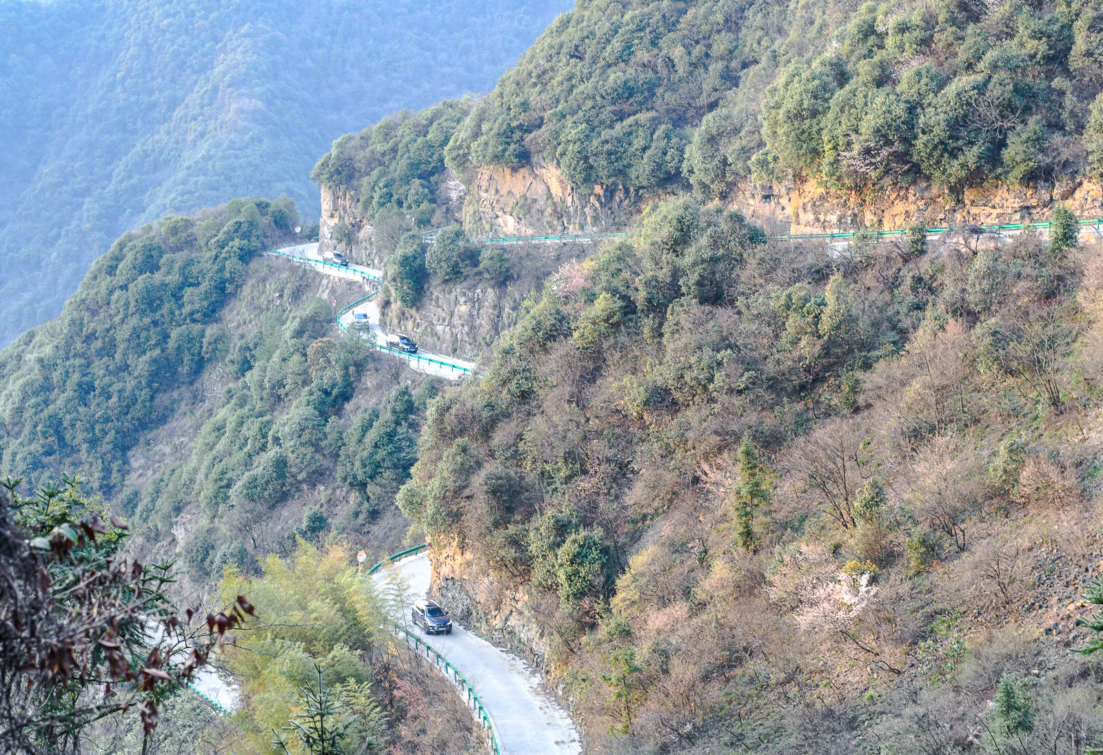 正是春时好风光，自驾皖南318小川藏线