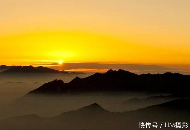  「座山峰」中国有个神奇的地方，一天3次日出，3次日落！