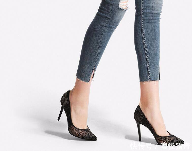 高跟鞋，拉伸身材比例，修饰脚型，更显女性成熟优雅！