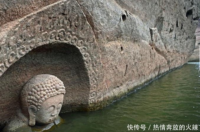 江西一水库维修，水位下降后漏出佛像！专家称疑似明代古村