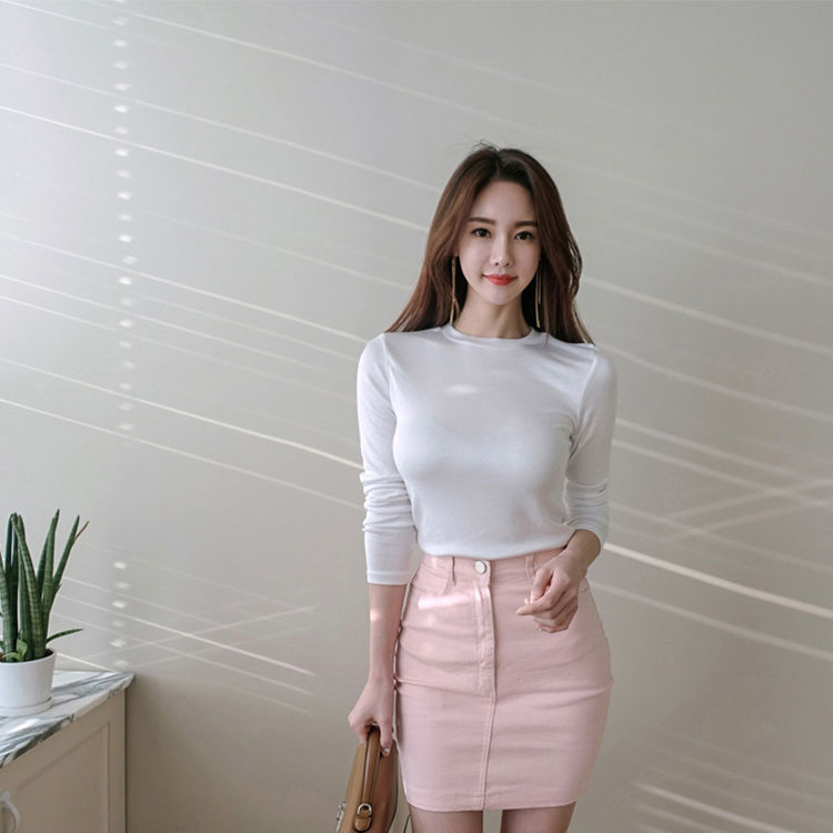 半身裙现在超流行,相信半身裙的小力量,相当完美