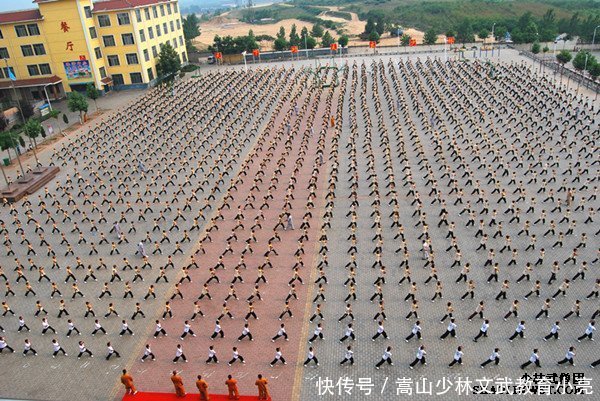 「家长关心」嵩山少林寺武术学校可以改变孩子