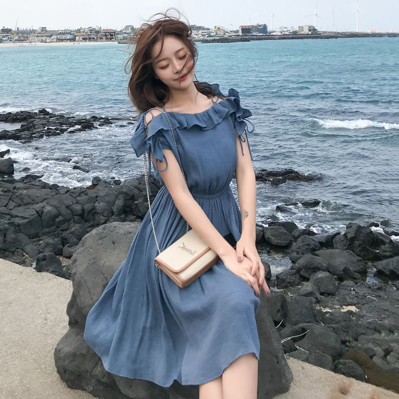 比连衣裙好看几倍的，一字肩裙，洋气显瘦，将你气质表现淋漓尽致