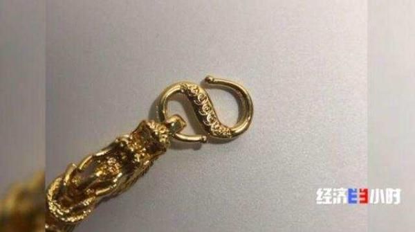  [转手]央视曝光！批发几块钱，转手当黄金卖！一个网红能卖十万