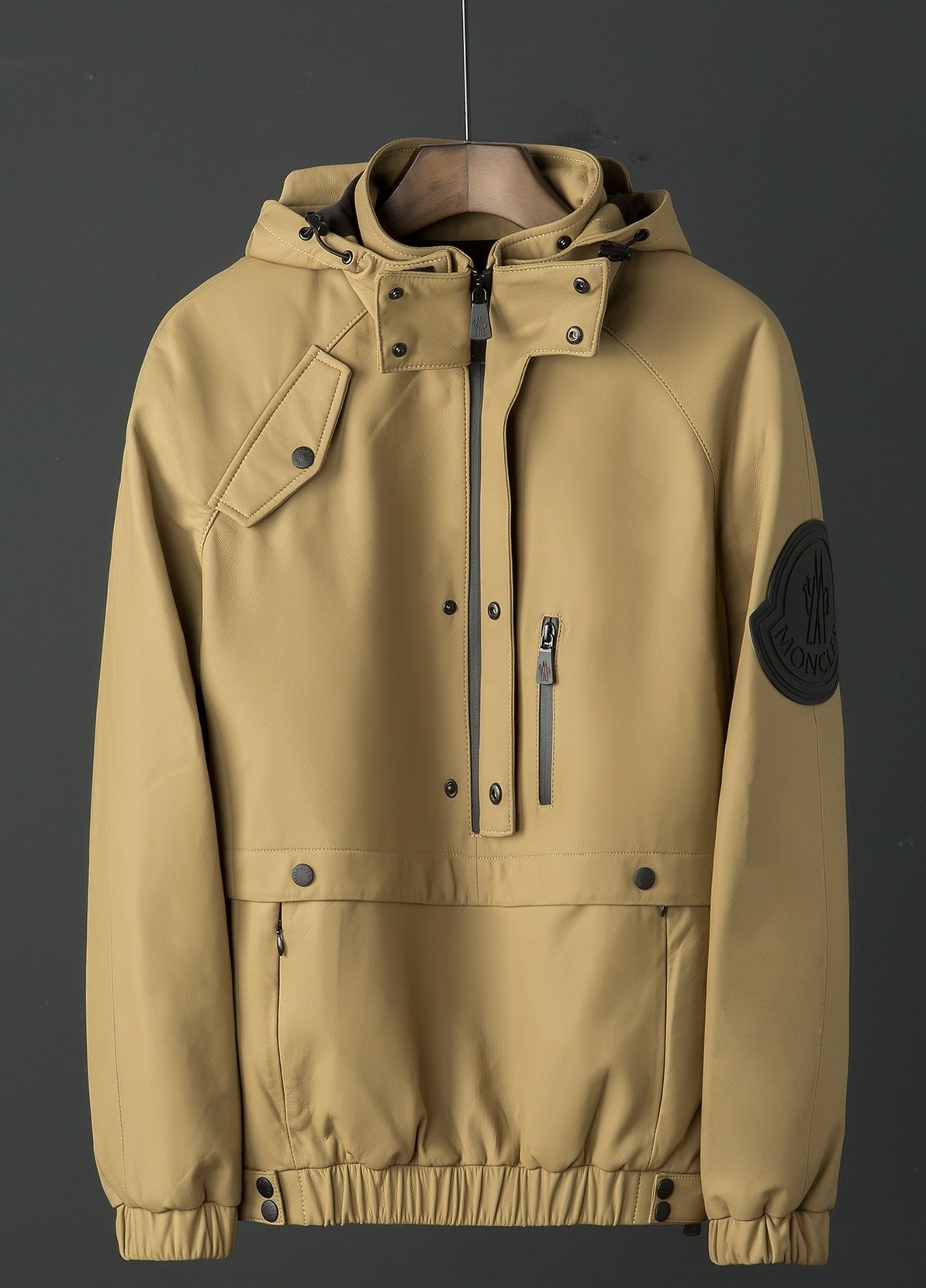 尽显潮流青春范儿的优质真皮皮衣，秋冬穿搭轻松解决