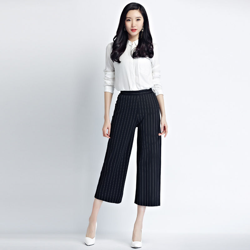 太美了!立秋后裙子别穿了，今秋流行洋气阔腿裤，韵味十足，美爆