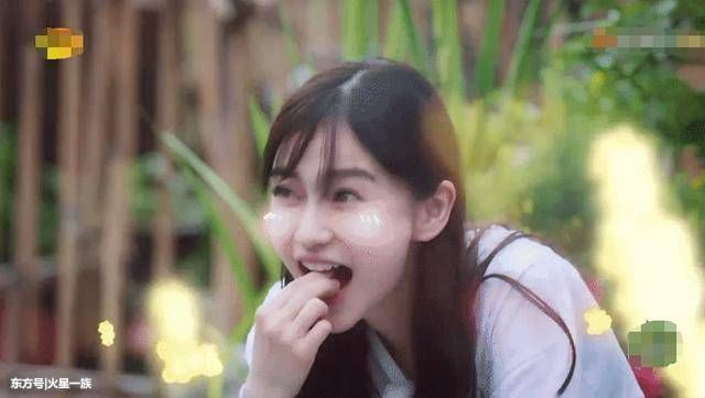 baby被质疑在节目上假吃，网友:跟丈夫黄晓明都是招黑体质