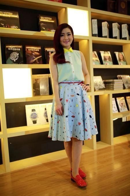 Salina会穿有什么用，单这张脸就把自己毁了，网友:P图师在哪?