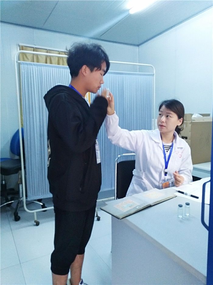 官渡区严把征兵体检关 7天完成500名大学生征