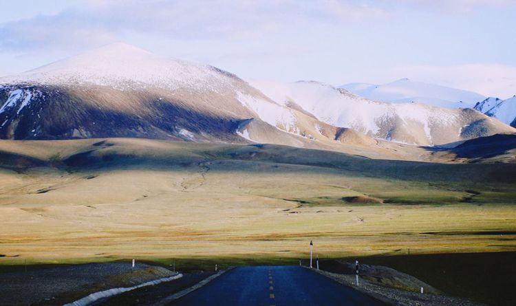 中国最惊艳的公路，绝色的风景，去过都不枉此生