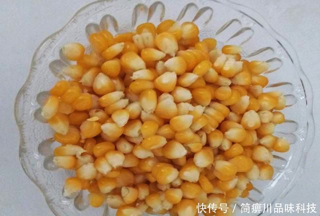 这款:每年三月份,我都用这款自制饵料钓鲤鱼,比买的饵料都好用