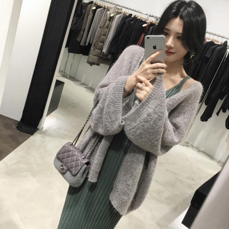 老婆太会打扮了，秋天穿这减龄套装，洋气不贵，美的让人心动不已