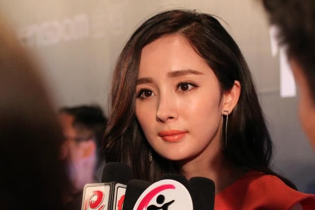 于正爆料杨姓女星曾与多名导演有染，网友嘲讽：你猜我信不信？