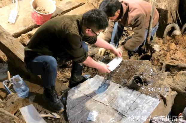 考古史上三大骗局,奸商用假文物骗过五位专家,贷款十亿后逃跑!