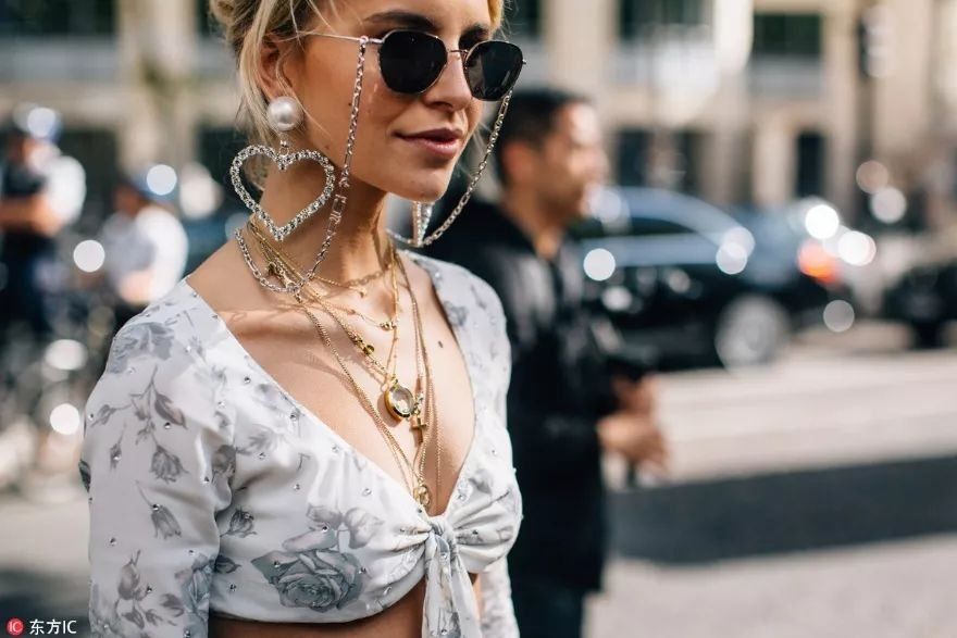 七夕约会当然要把爱穿在身上!