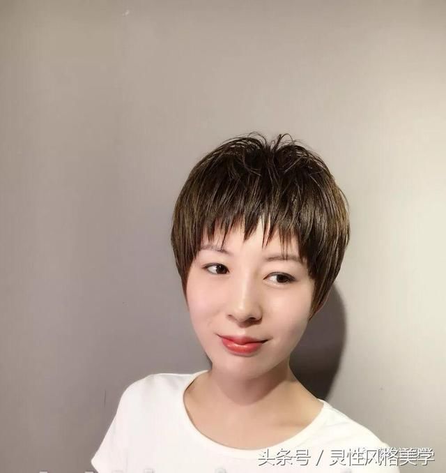 三四十岁的你发型别瞎剪了，有这30款短发就够了！