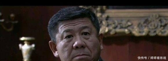 没什么:他没什么知名度,演技却是公认,从不跟公司签约,老婆身份很牛!