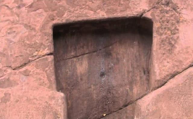 世界最神秘的建筑，科学家看了都无法解释，看完你能解除疑惑吗？