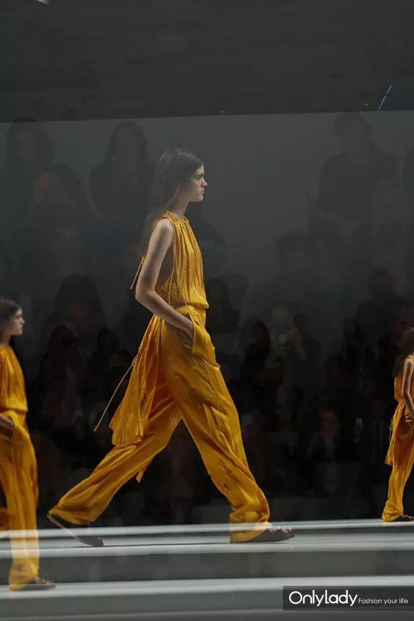 这才是高级职场装的正确打开方式啊!