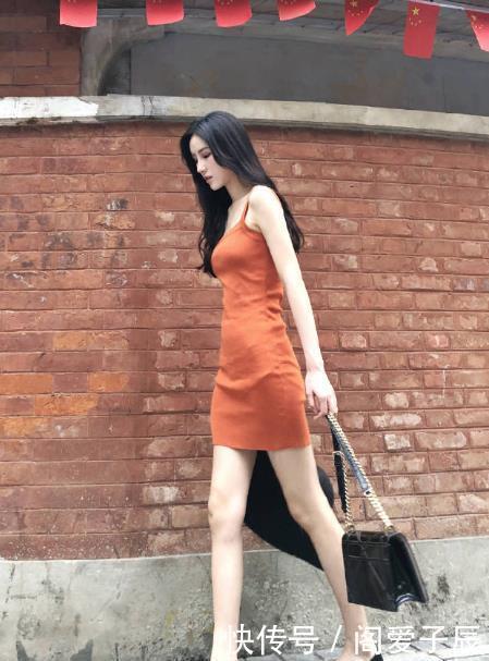 「简洁」洋溢着高贵气质女,非常简洁干练,又令人向往