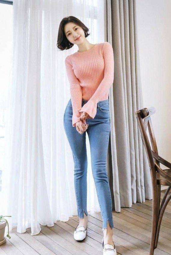 街拍：潇洒利落的牛仔裤，真心漂亮，很有小清新的感觉