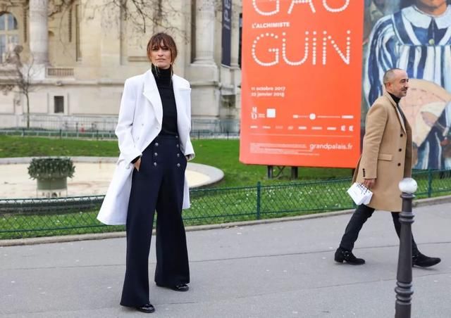 虽然难搞，但白色西装的美实在让人无法拒绝！