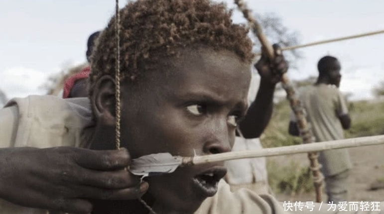 为何非洲人渴死不挖井，饿死不种地？真实原因我们都想错了！