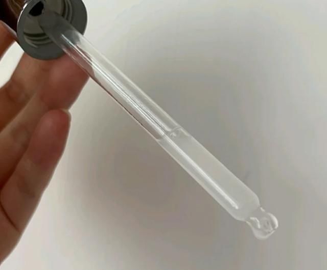  适合@这四款大牌要慎用:神仙水只适合油皮,红腰子精华方法错就没效果