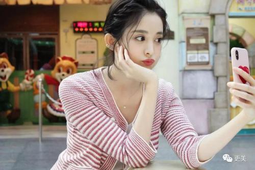 唐嫣短发老10岁，娜扎被夸仙女，热巴好惨