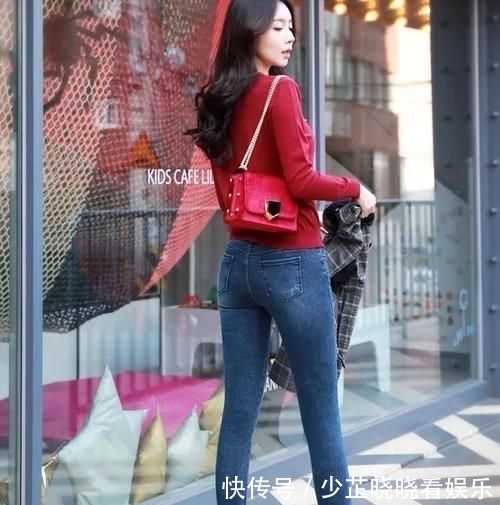  『好处』紧身牛仔裤，修身塑形，完美的比例分割，独到好处