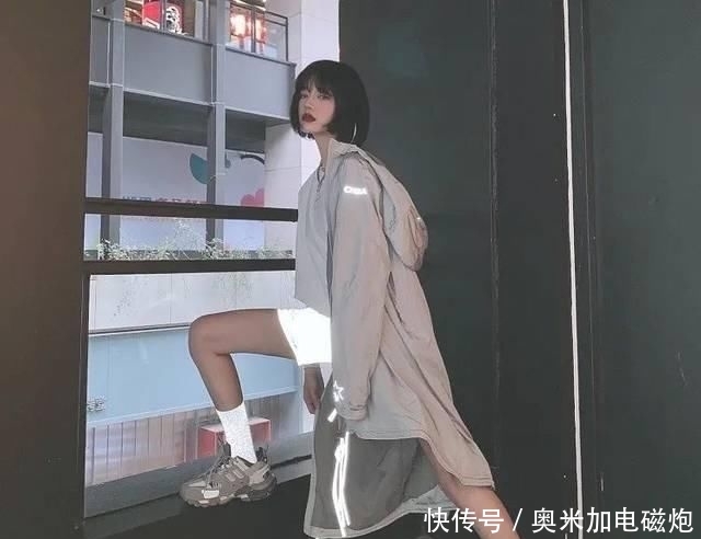 「反光设计」最时髦的人都在穿这件衣服