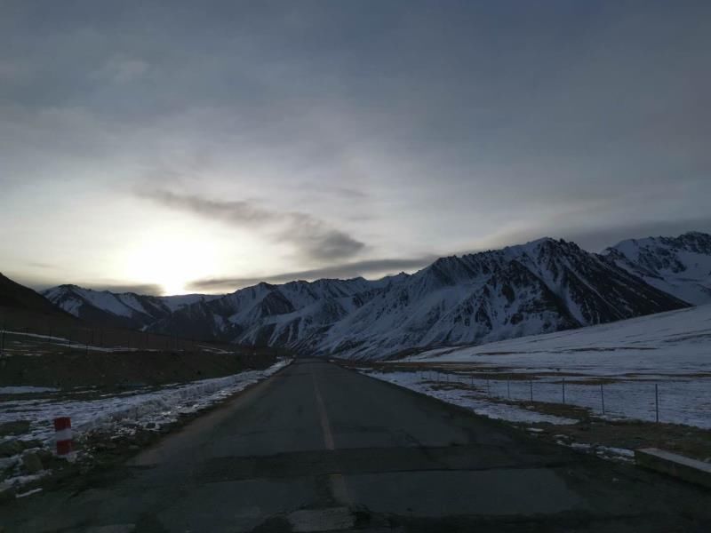  『红其拉甫』红其拉甫封关期为援巴物资破例开放