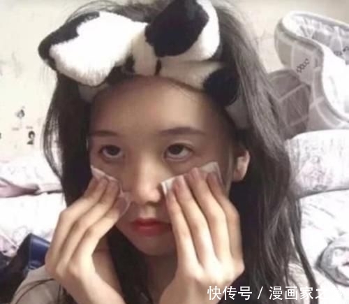  【鸡蛋】鼻子上挤出“白色条状物”？学会这3招，或与“草莓鼻”说拜拜呦！