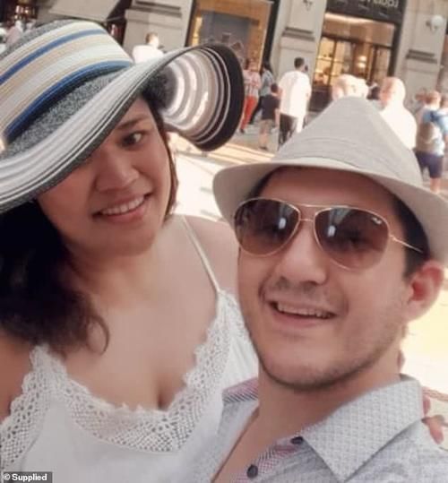  『新人』意大利新人拒遵医嘱，坚持举办“梦幻”婚礼，40名异国亲友受邀到场