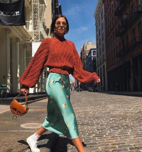  气质■裙子下面别搭高跟鞋，学学时尚达人的“娘MAN风格”，时髦显气质