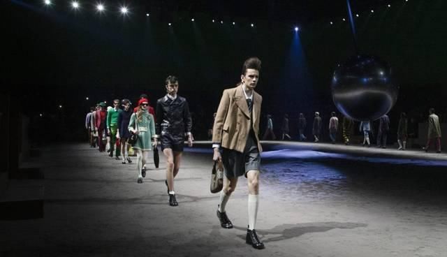  [男性]Gucci 米奇T恤高级复刻哪里能买？Gucci 2020米奇T恤怎么样？