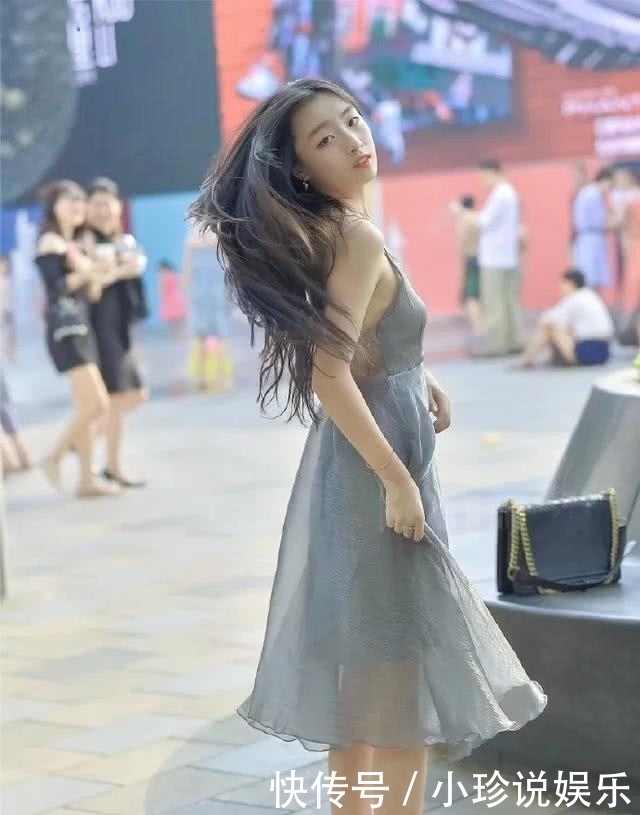 『女人』女人高跟鞋优雅穿搭,简约中带着时尚感