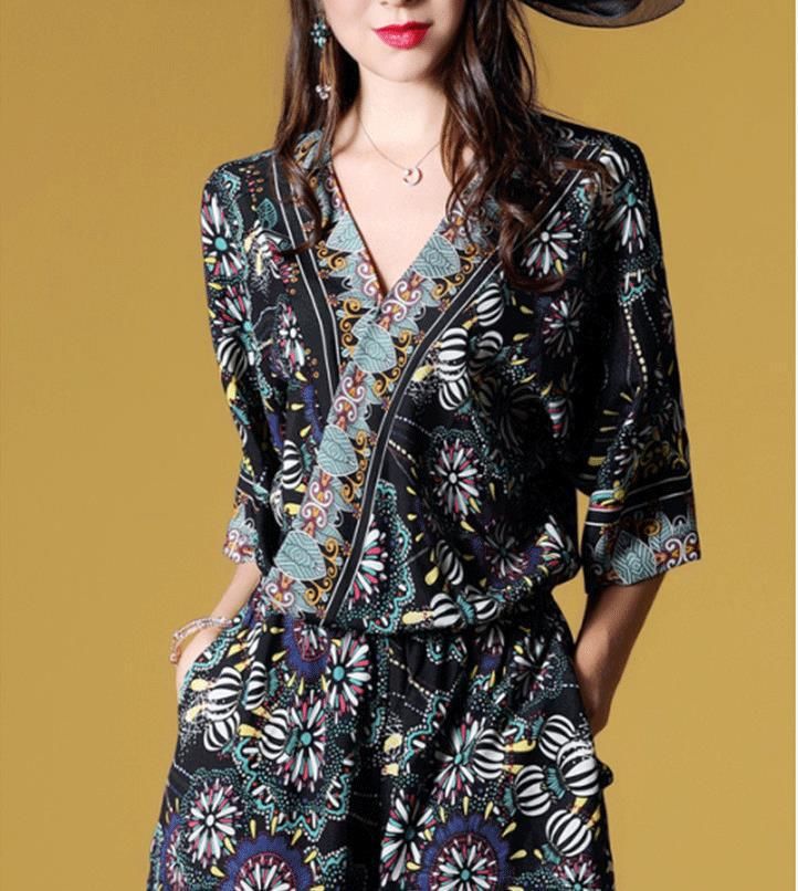 如今年轻女人别穿套装!只穿一套“连体裤”，活力美翻天了