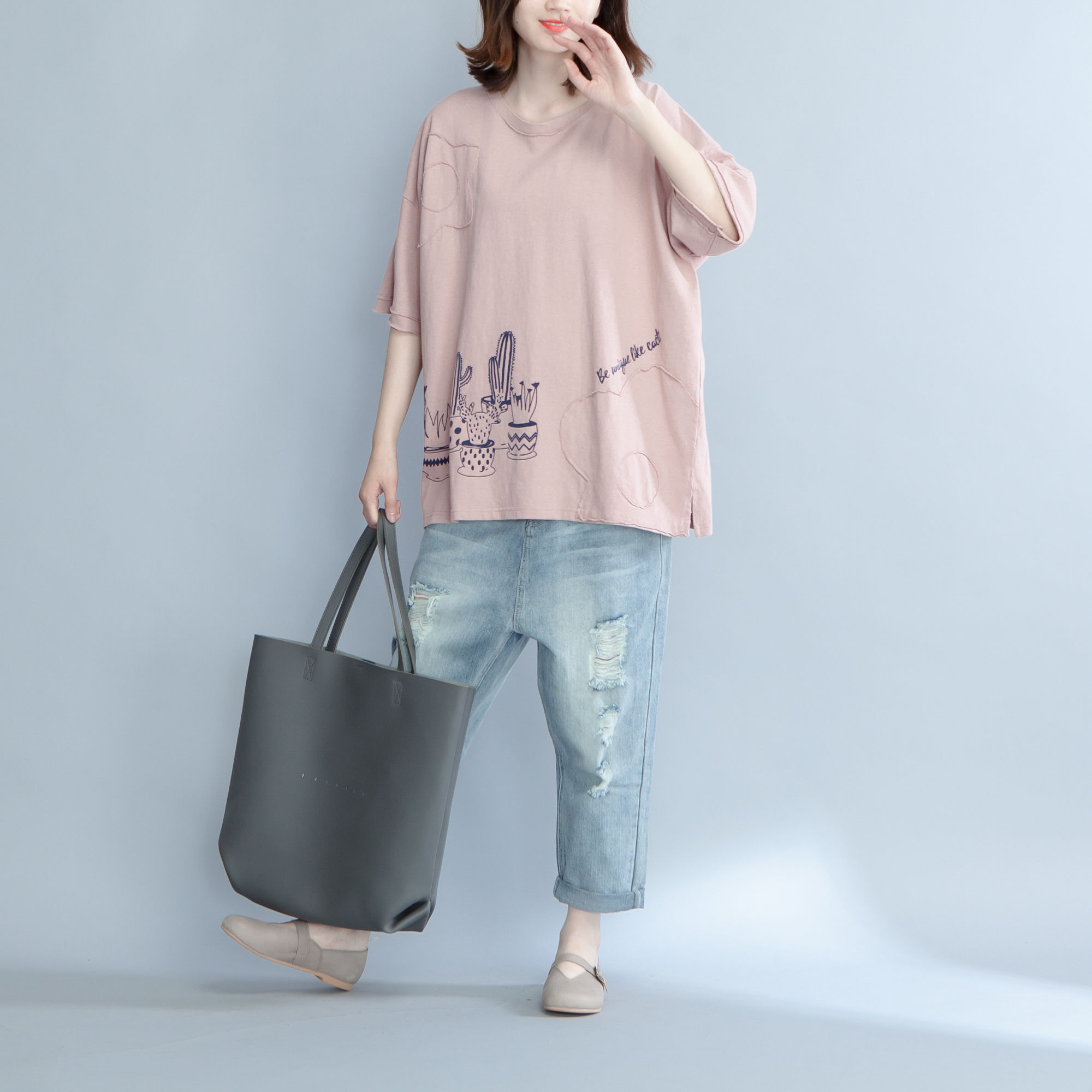 今年巨流行的棉麻娃娃装，胖女人穿上都时尚洋气了许多，美美哒