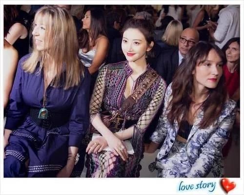 景甜终于开窍了!这一身又欲又美!网友:张继科坐不住了!