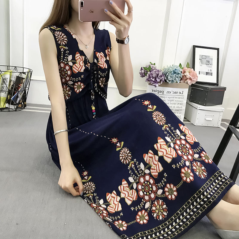 怪不得男朋友都去海滩，现在都敢这么穿，真受不了看一眼又一眼