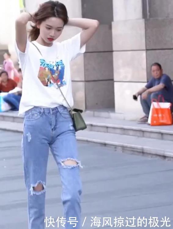 「流下来」街拍当眼泪流下来,才知道,分开也是另一种明白!